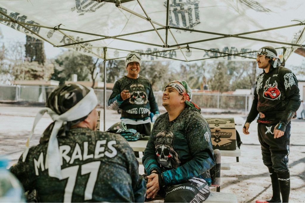 Paintball jako event integracyjny – jak zorganizować udaną firmową zabawę?